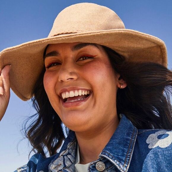 👒ASN Harper soft felt floppy hat in tan NWT! Adjustable size. Great for travel. - Picture 9 of 10